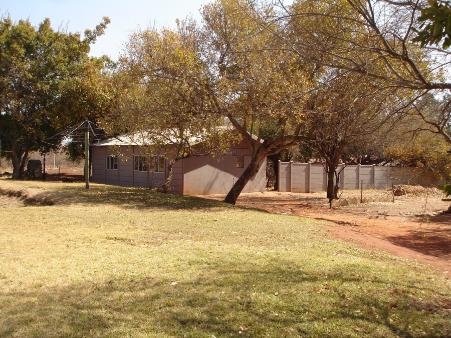 Commercial Property for Sale in Kroondal North West